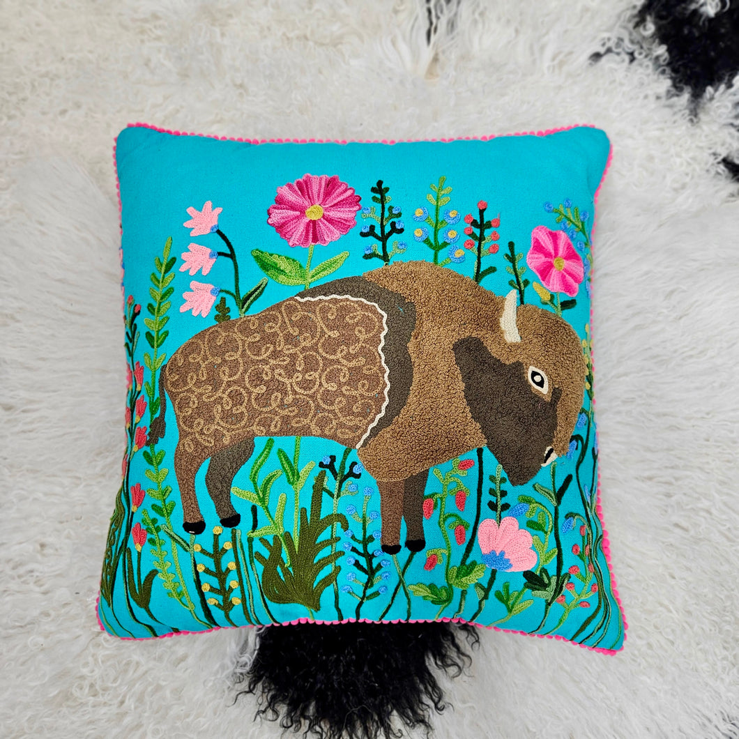 Bison meadow Pillow