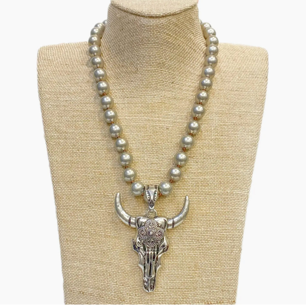 Long Horn Skull Pendant On Faux Navajo Pearl Necklace