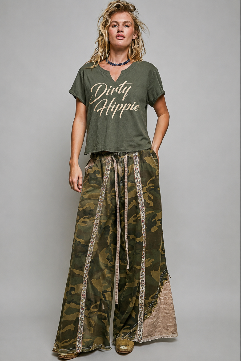 Backroad Beauty Camo Pants