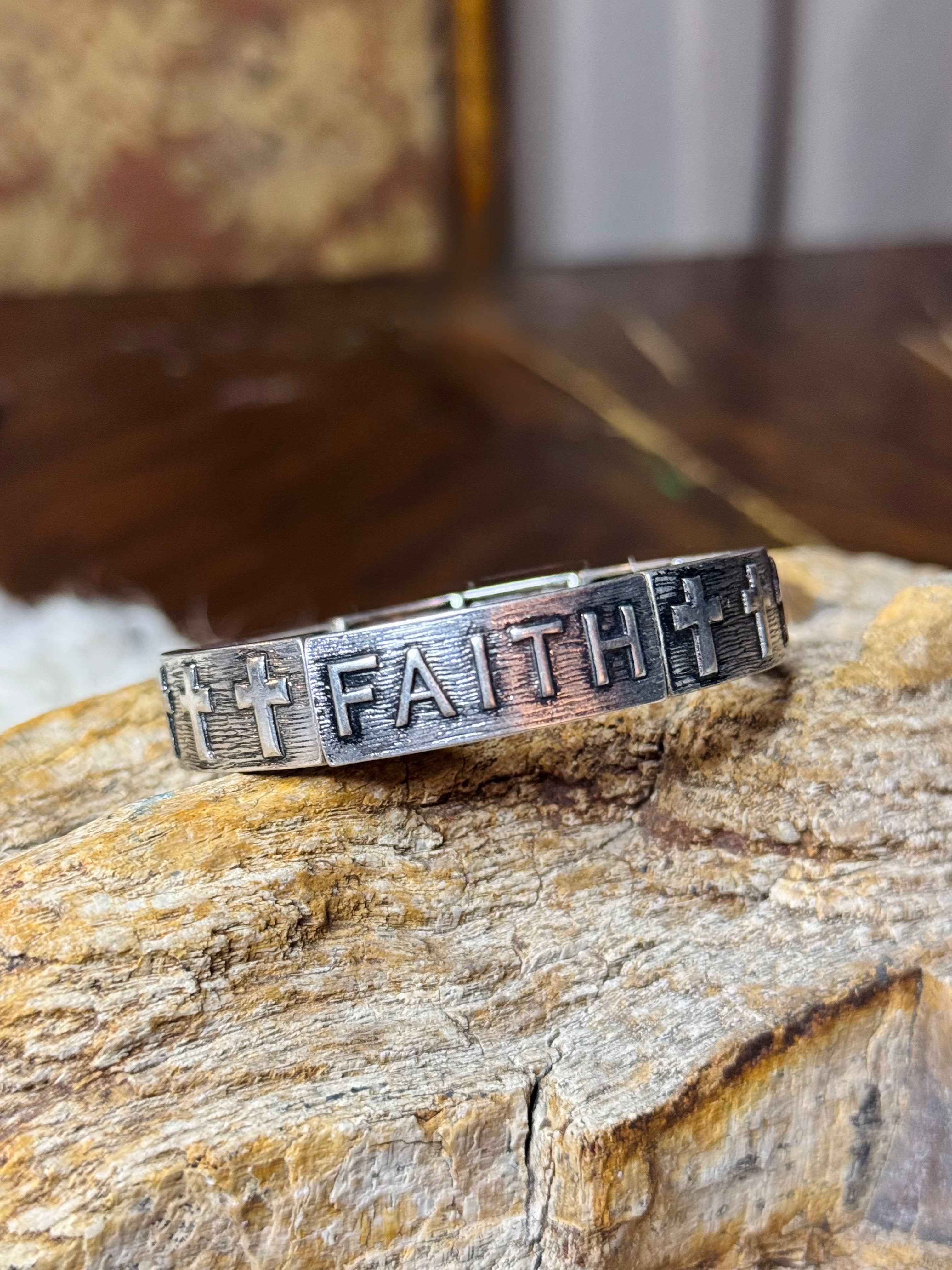Speak It. Wear It. Stretch Bracelet: Faith
