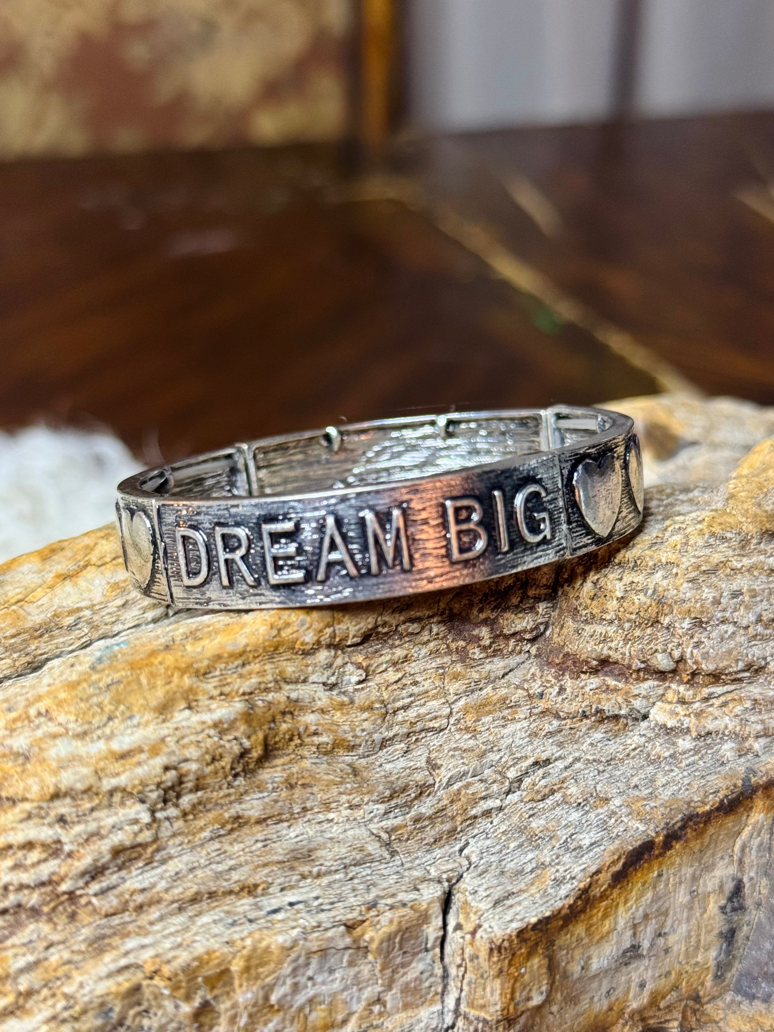 Speak It. Wear It. Stretch Bracelet: Dream Big