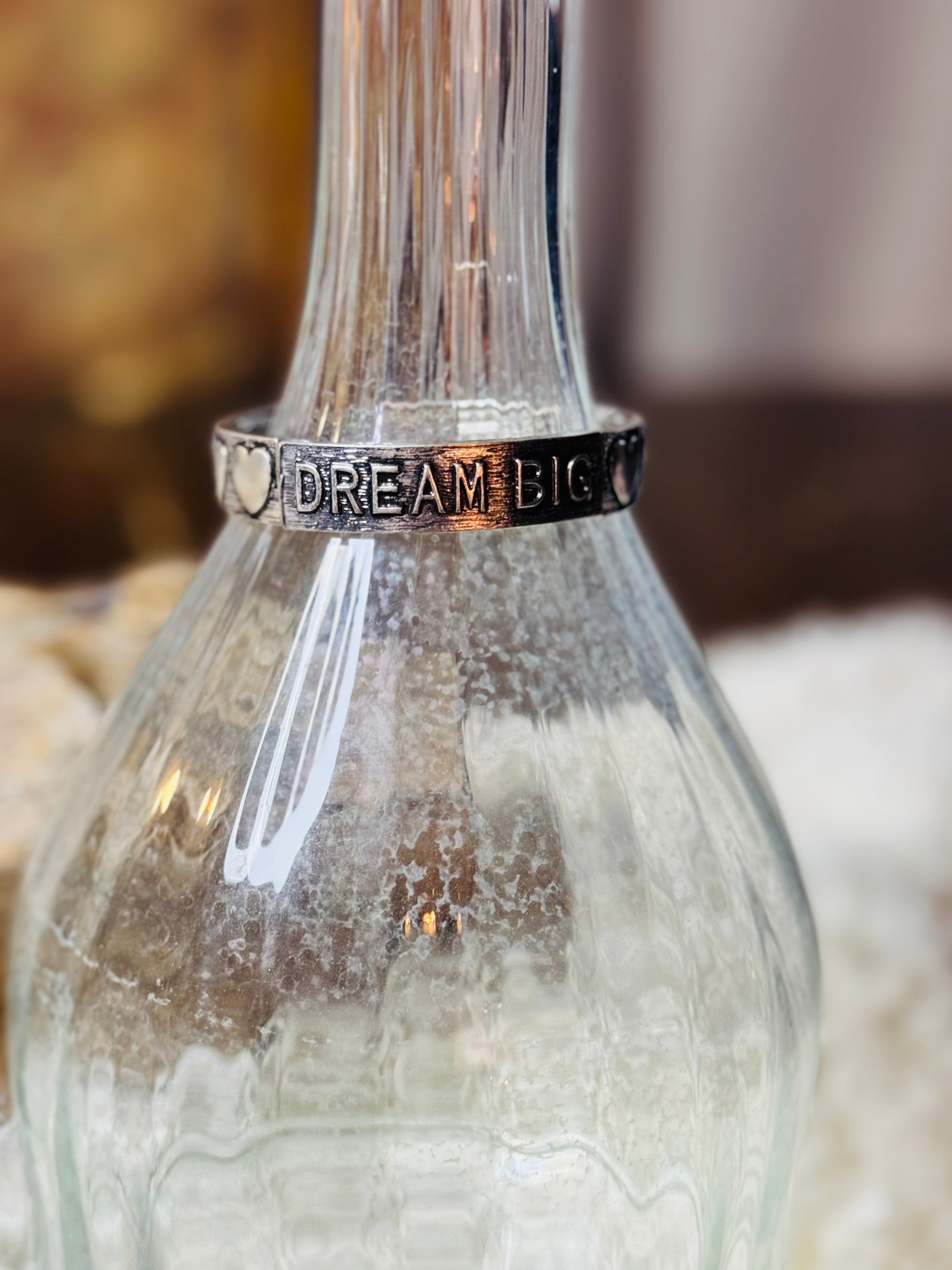 Speak It. Wear It. Stretch Bracelet: Dream Big