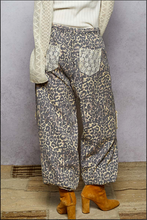 Street Smart Leo Stylin' Pants