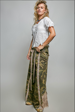 Backroad Beauty Camo Pants