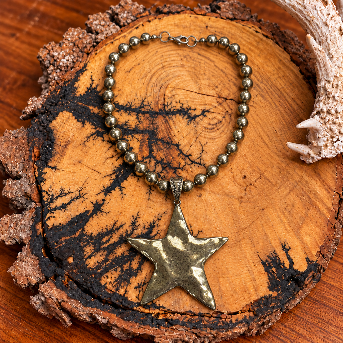 Antique Gold-Tone Star Pendant Beaded Necklace