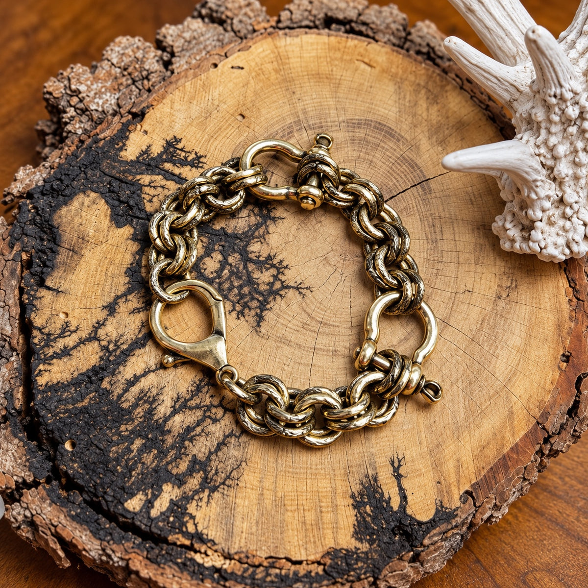 Gold-tone snaffle bit chain bracelet with matching gold-tone clasp and connectors